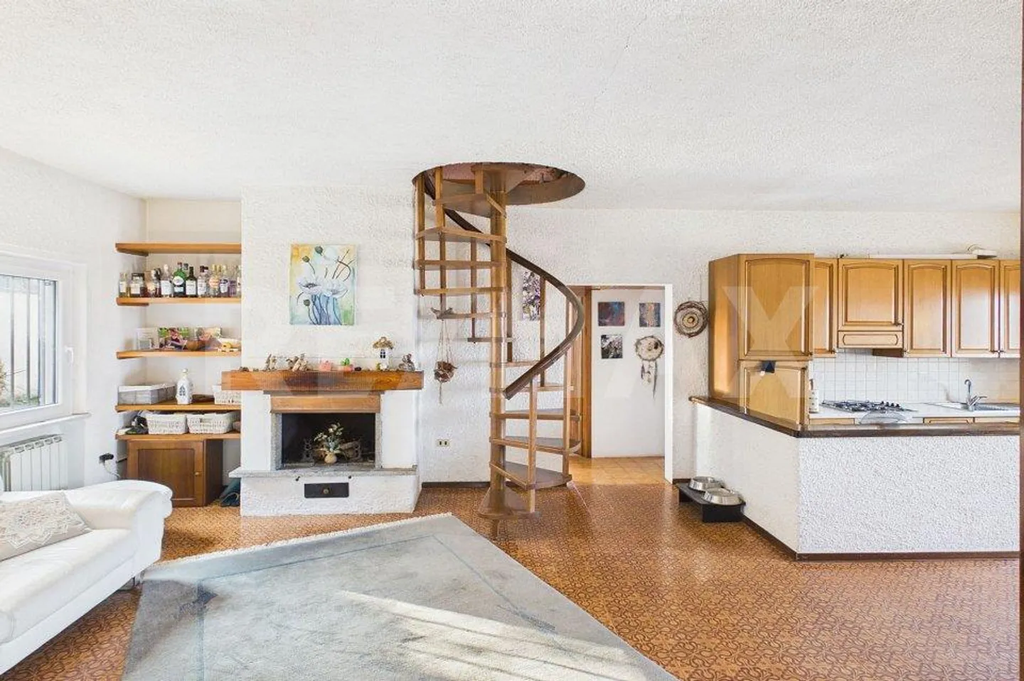 Belle et ensoleillée maison dans un emplacement panoramique (Italie) - Photo 4 sur 13