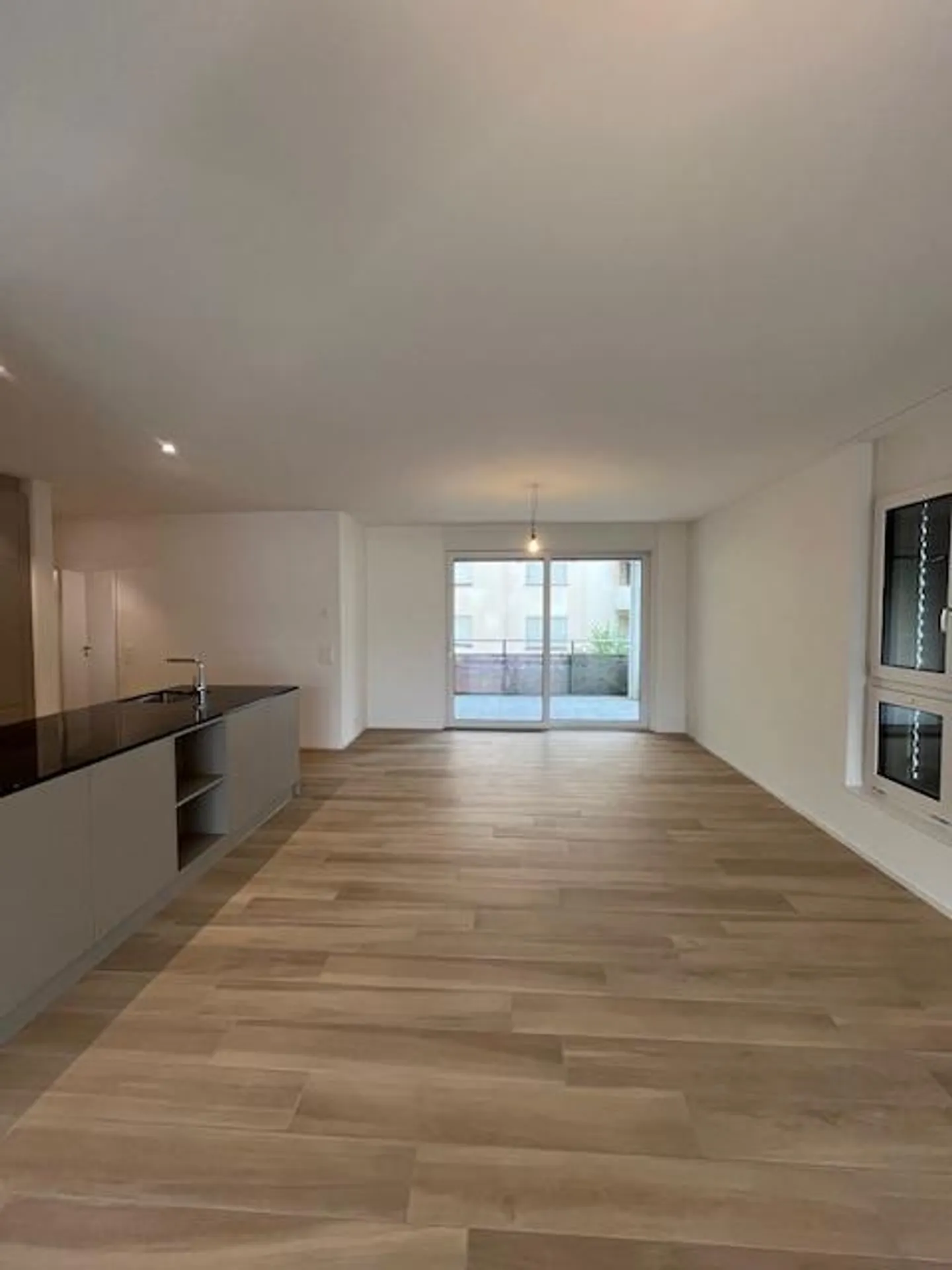 Modernes 3.5-Zimmer-Apartment - Foto 6 von 18