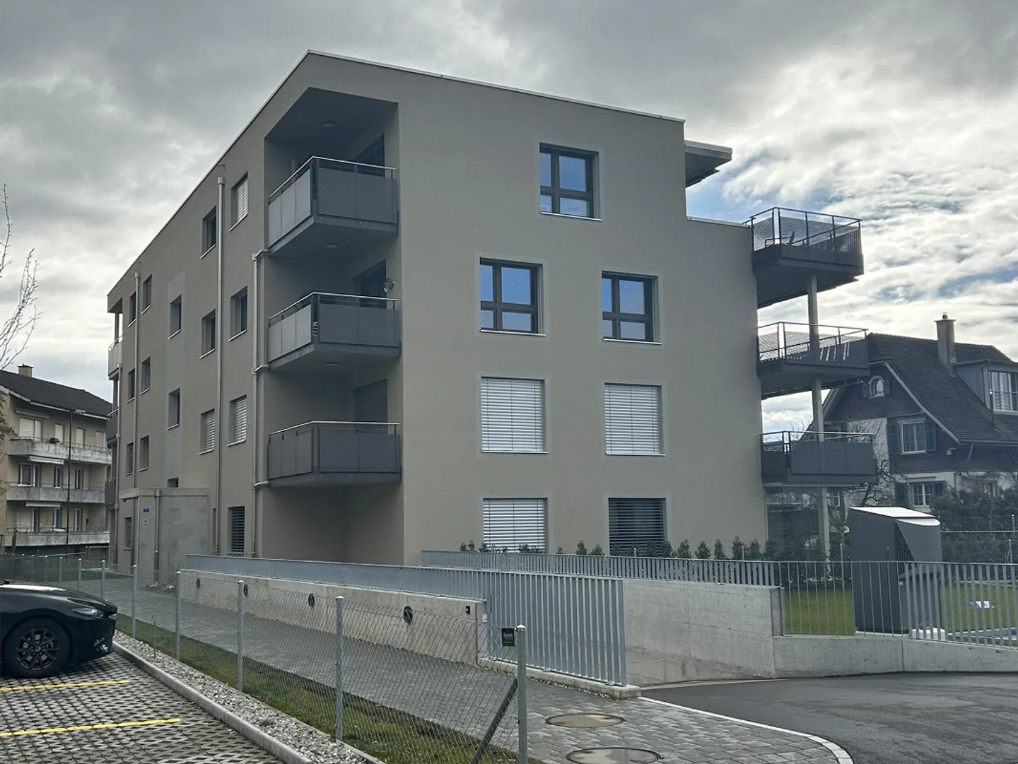 Modernes 3.5-Zimmer-Apartment - Foto 2 von 18