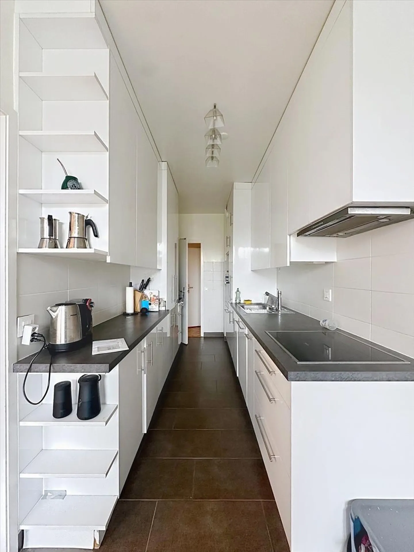 Appartement de quatre pièces avec balcon à Petit-Saconnex - Photo 8 sur 12