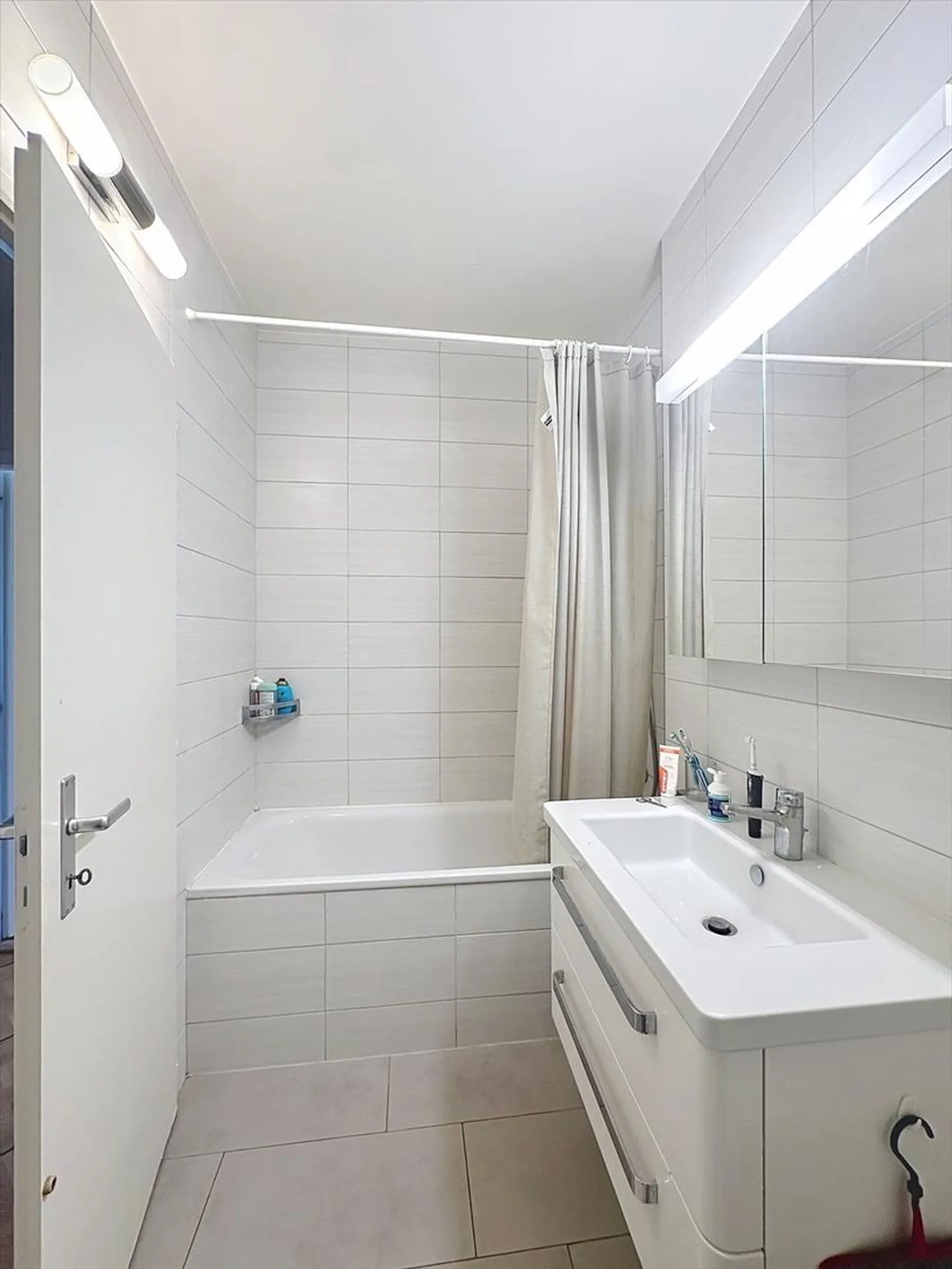 Appartement de quatre pièces avec balcon à Petit-Saconnex - Photo 12 sur 12