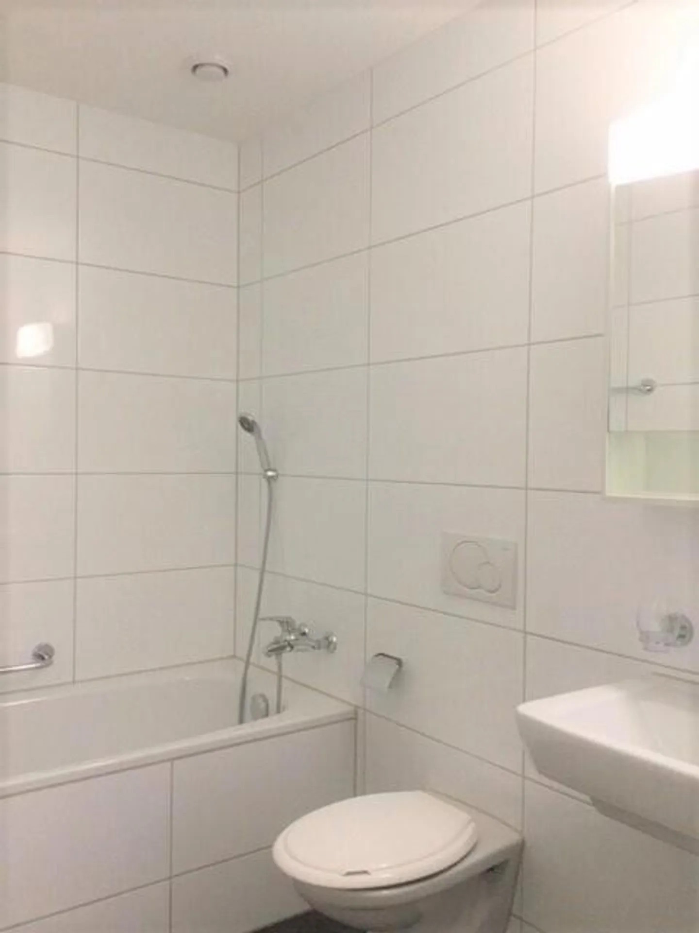 Viewing: Thursday, February 19, 2026 from 4:00 PM - 4:30 PM - Photo 3 of 8