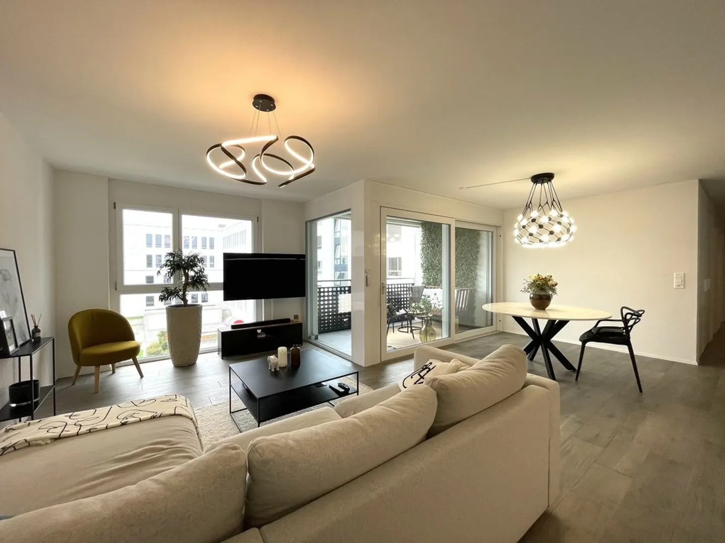 3.5 room apartment at CHF 1,650.-/month including charges - Photo 2 of 6