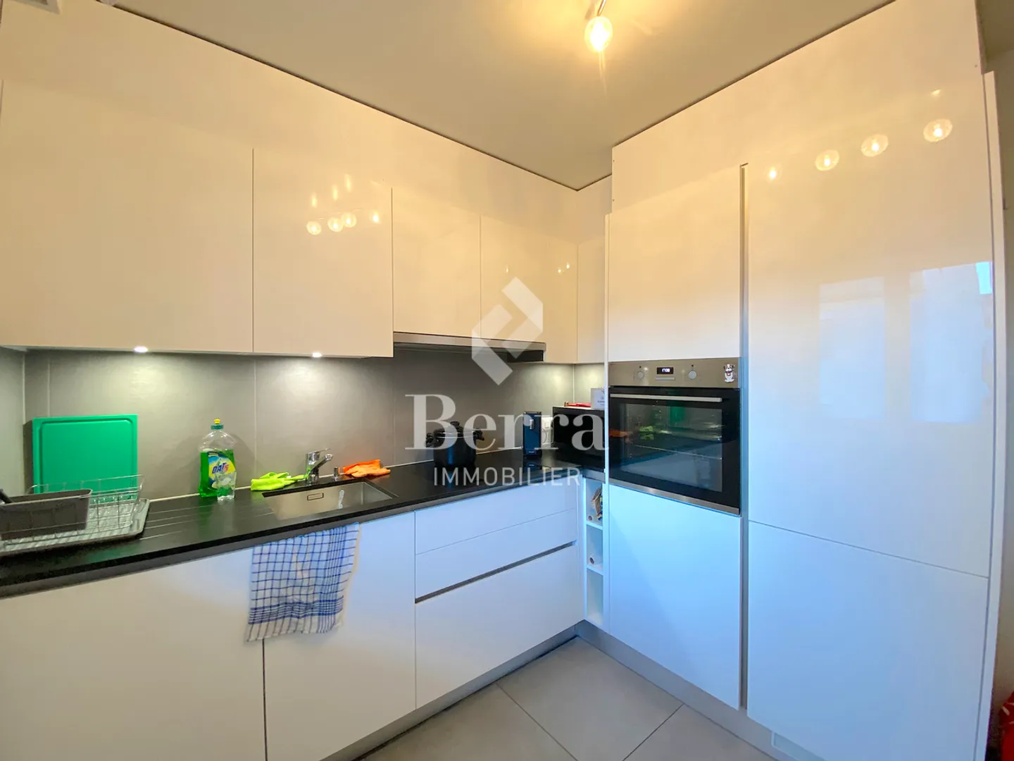 Appartement lumineux à Monthey - Photo 1 sur 14