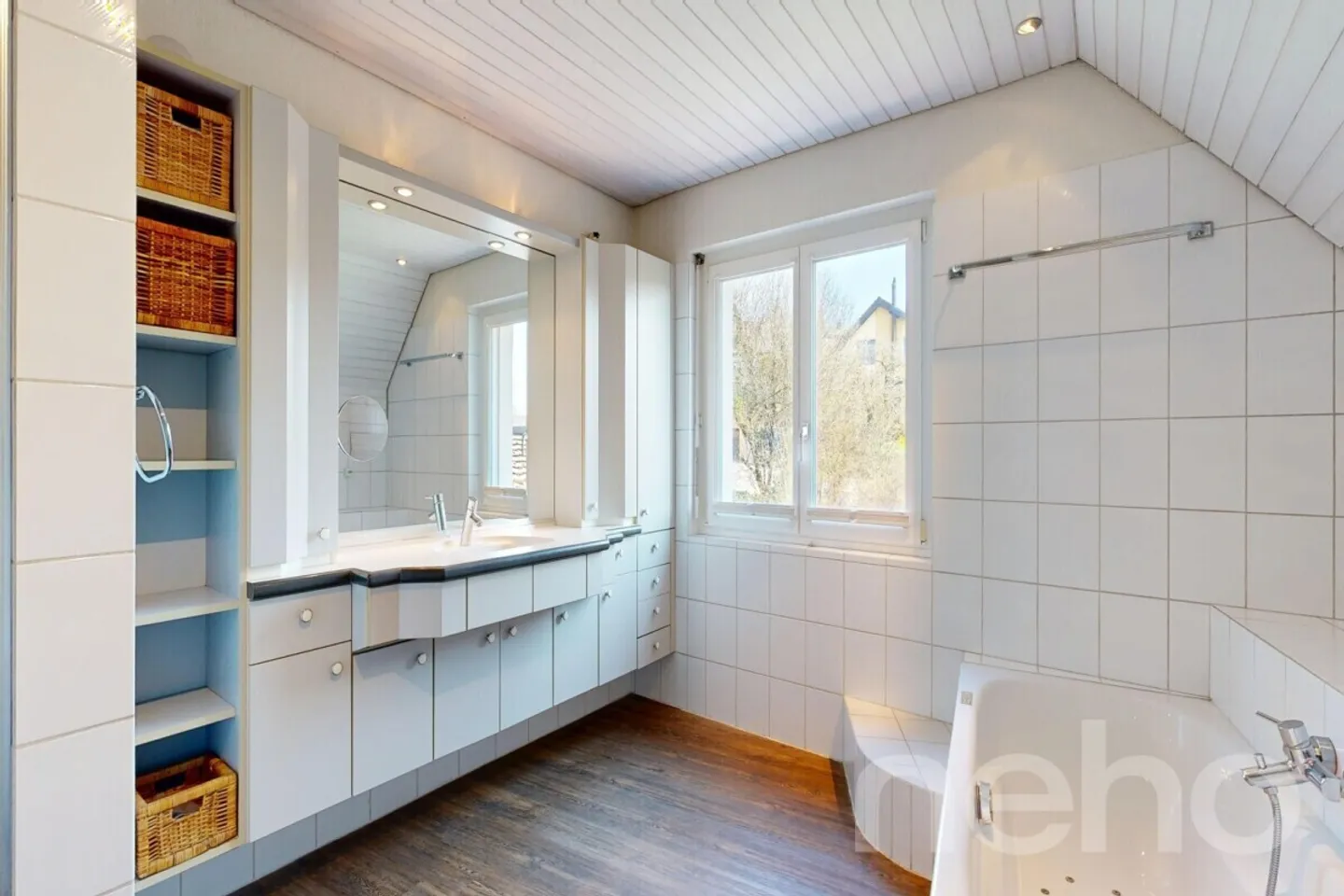 Casa bifamiliare attraente di 5,5 stanze - Foto 9 di 11