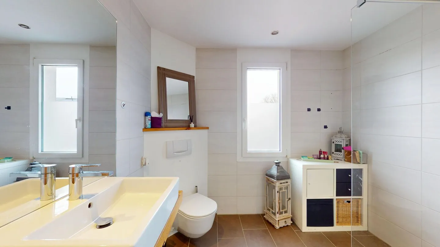 Modernes Apartment mit Pool - Foto 4 von 8