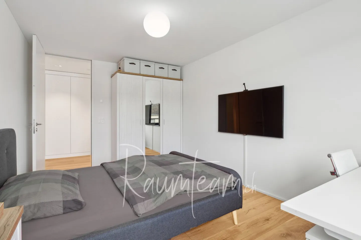 MODERNE & HAUT DE GAMME : Appartement de 3,5 pièces avec un standard de construction exclusif - Photo 8 sur 12