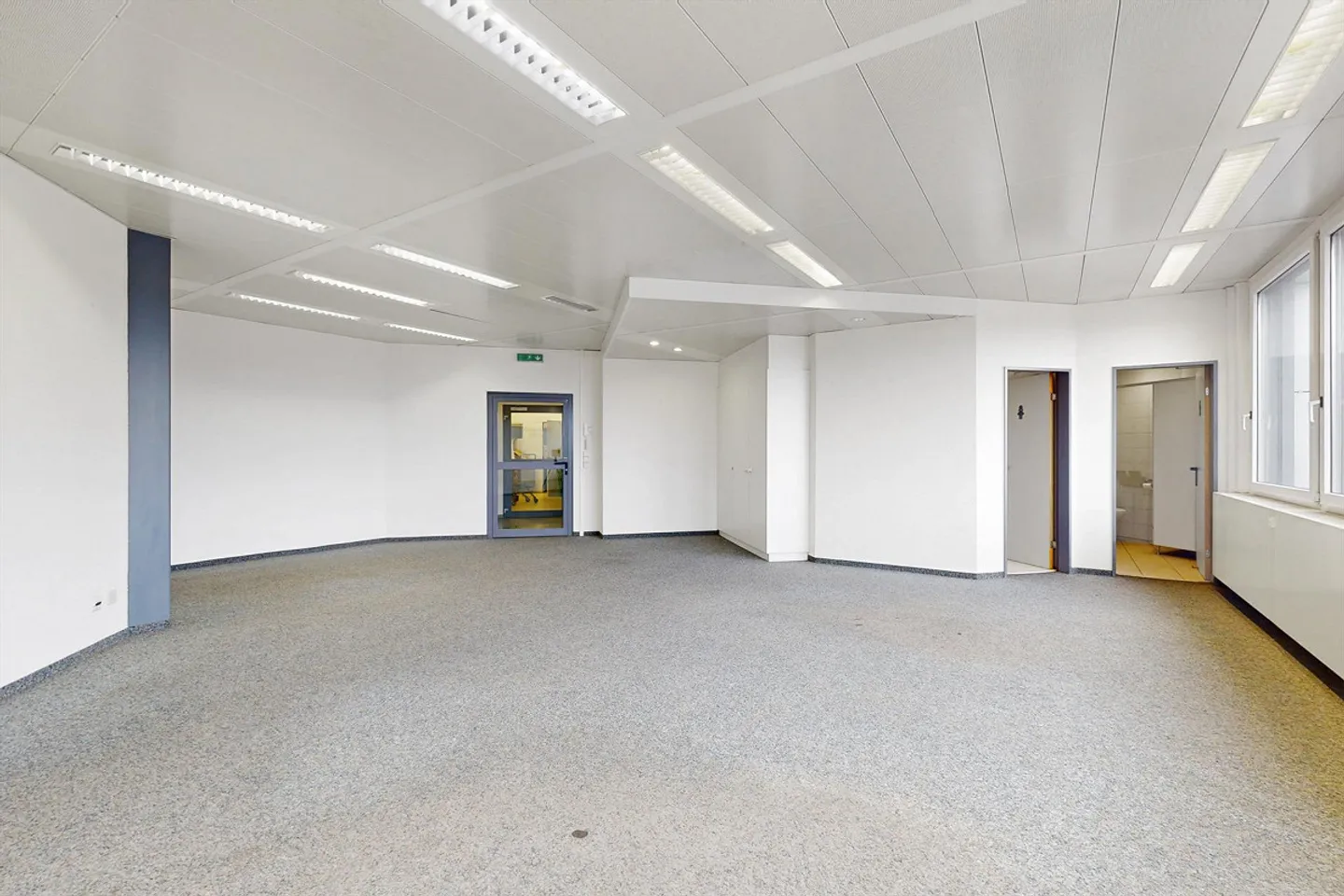 Office and Commercial Space - GO! Commercial Building in Oberentfelden - 130m2 - Photo 10 of 13