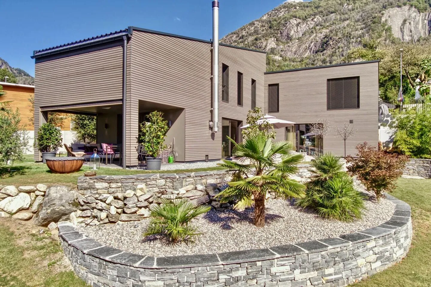 Moderno, elegante, sostenibile - Casa in legno unica - Foto 1 di 6