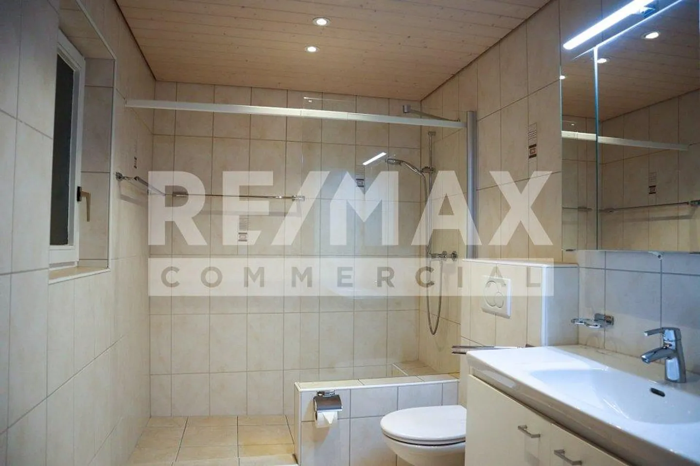 Attractive Office/Practice for Rent in Stetten, Baden - Photo 5 of 13