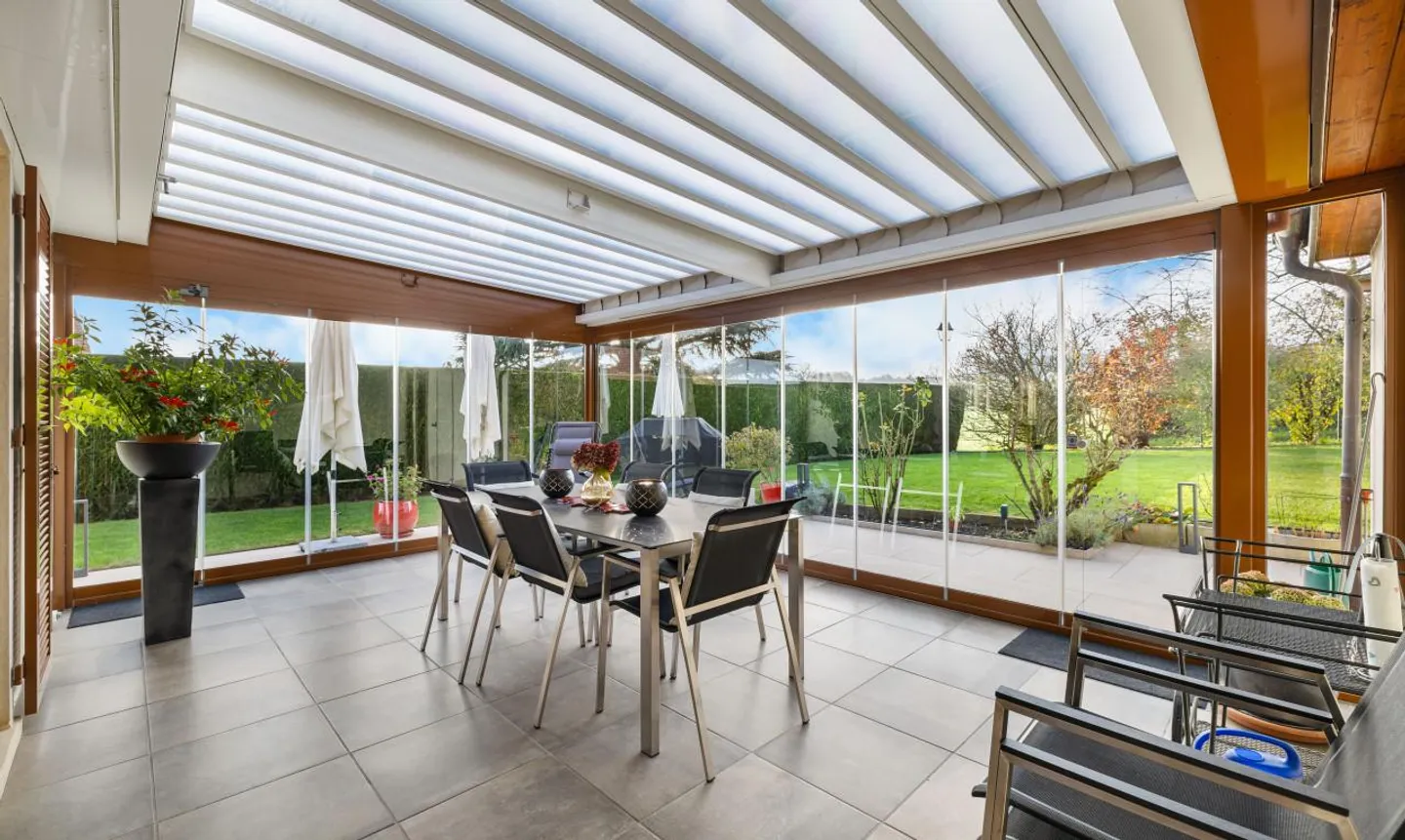 Individual house combining modern comfort and energy performance - Photo 3 of 13