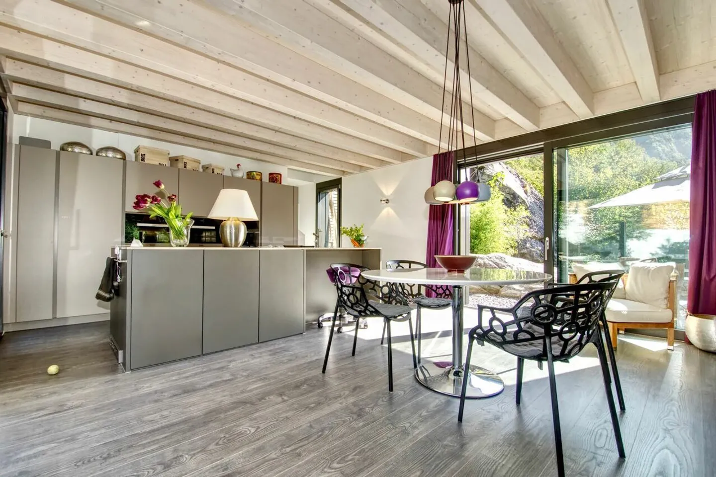 Moderno, elegante, sostenibile - Casa in legno unica - Foto 2 di 6