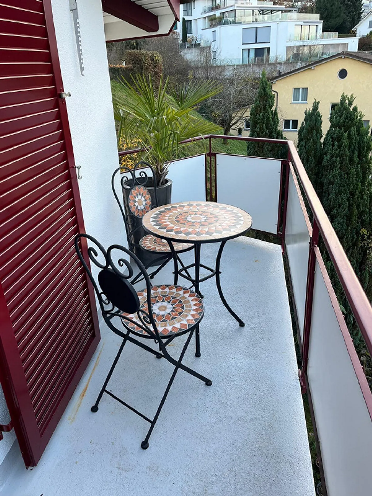 Appartamento 3.5 stanze appena ristrutturato a Bäch SZ - Foto 7 di 7