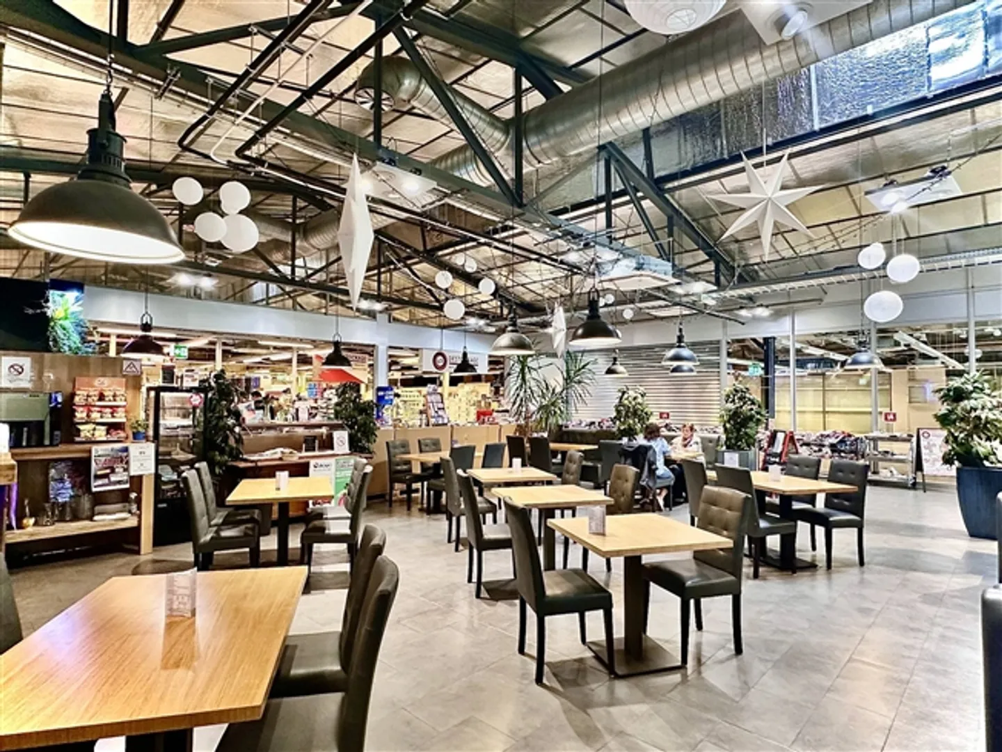 EXCLUSIF - Arcade, Showroom, locaux de 650 m2 à louer à Roche/Villeneuve - Photo 3 sur 5