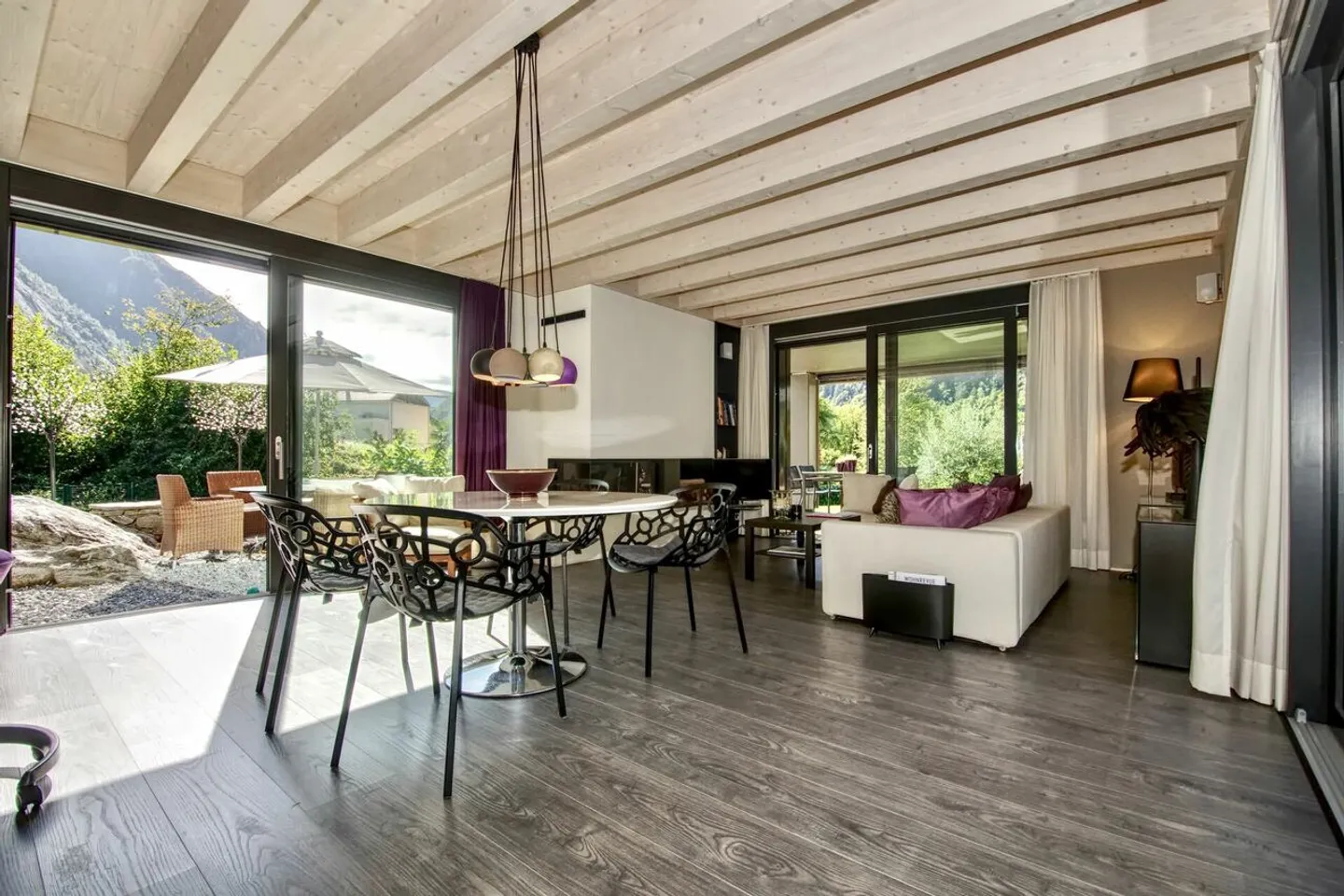 Moderno, elegante, sostenibile - Casa in legno unica - Foto 4 di 6