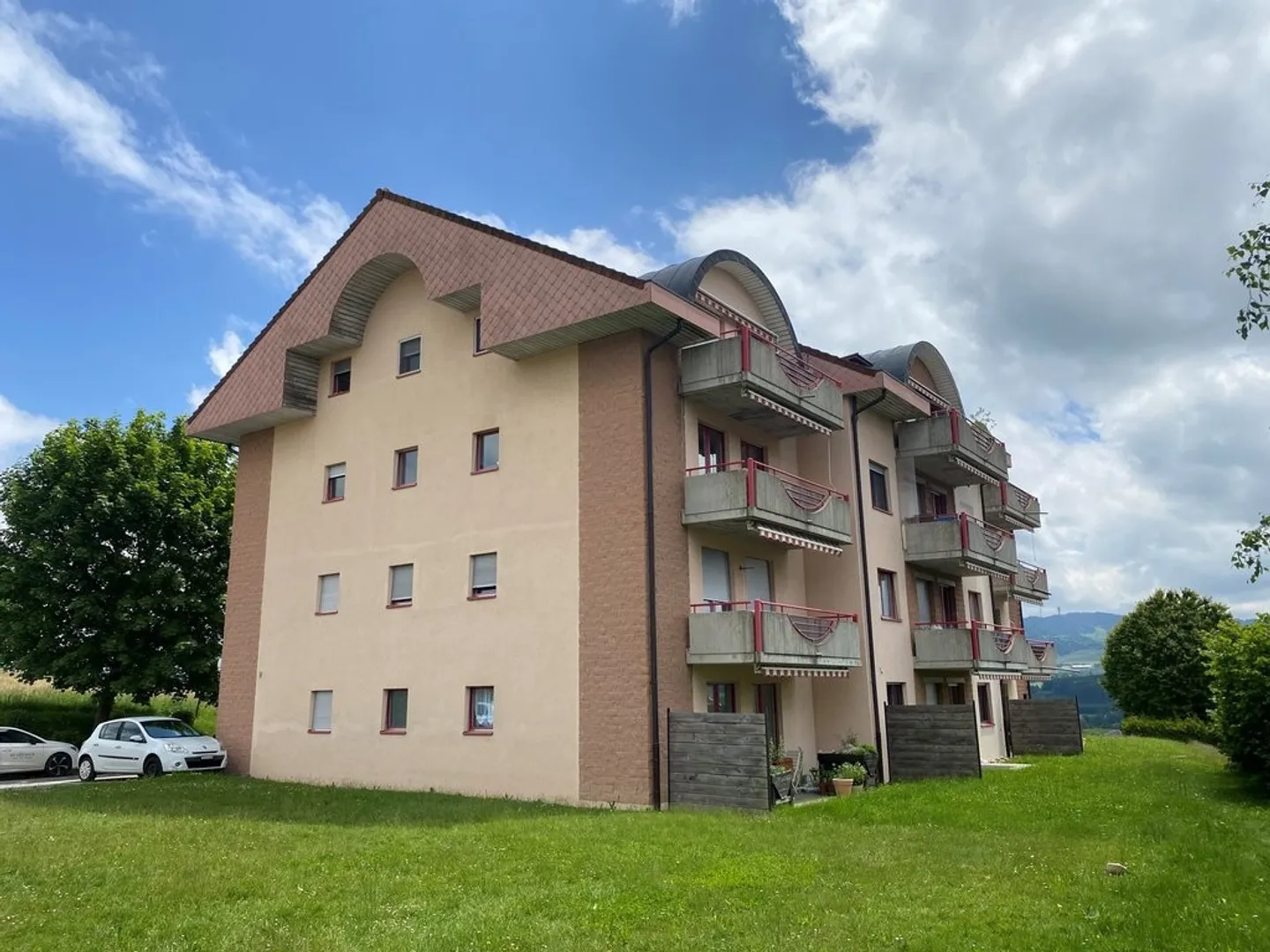 Appartement de 4,5 pièces au 1er étage - Photo 1 sur 12