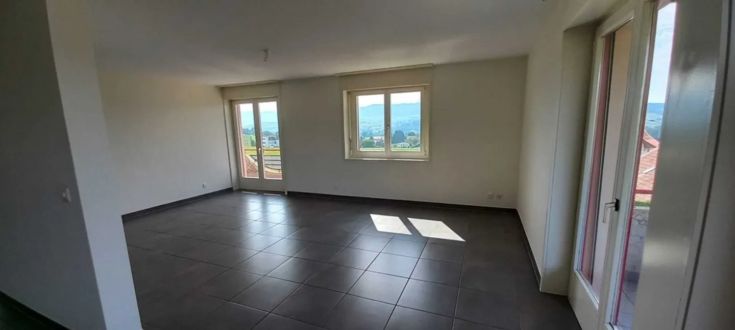 Appartement de 4,5 pièces au 1er étage - Photo 3 sur 12