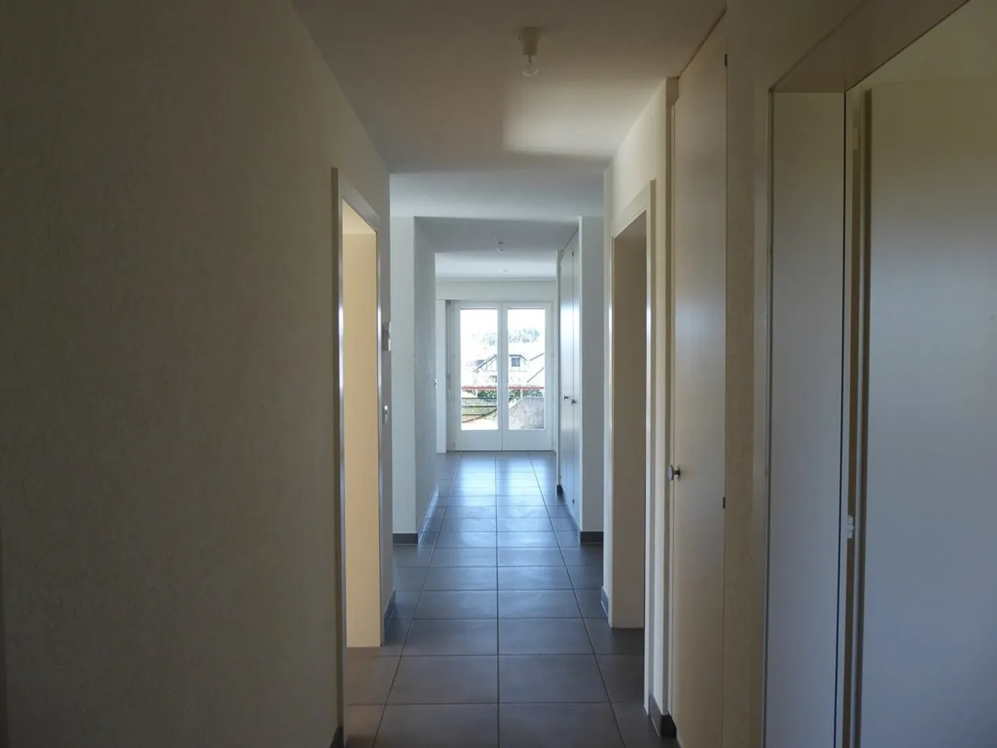 Appartement de 4,5 pièces au 1er étage - Photo 5 sur 12