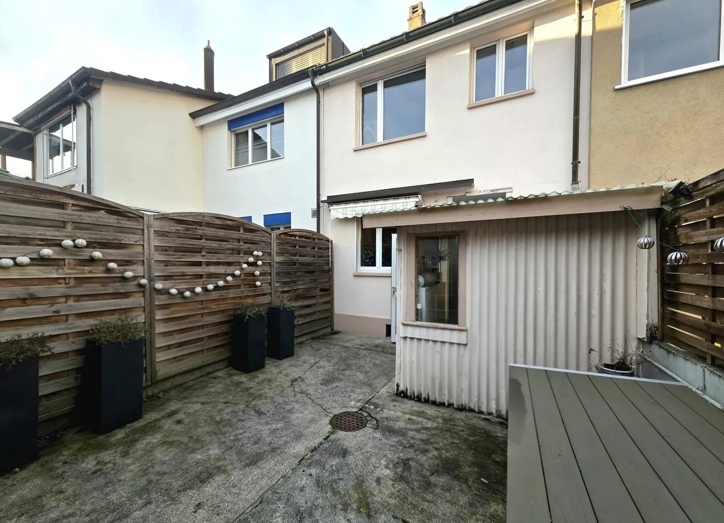 Well-maintained 4.5 room terraced house with patio and hobby room - Photo 2 of 19