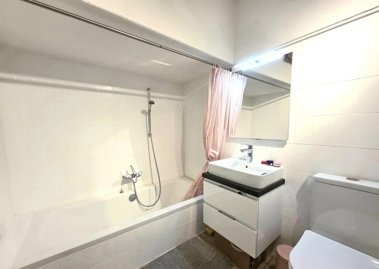 Well-maintained 4.5 room terraced house with patio and hobby room - Photo 14 of 19