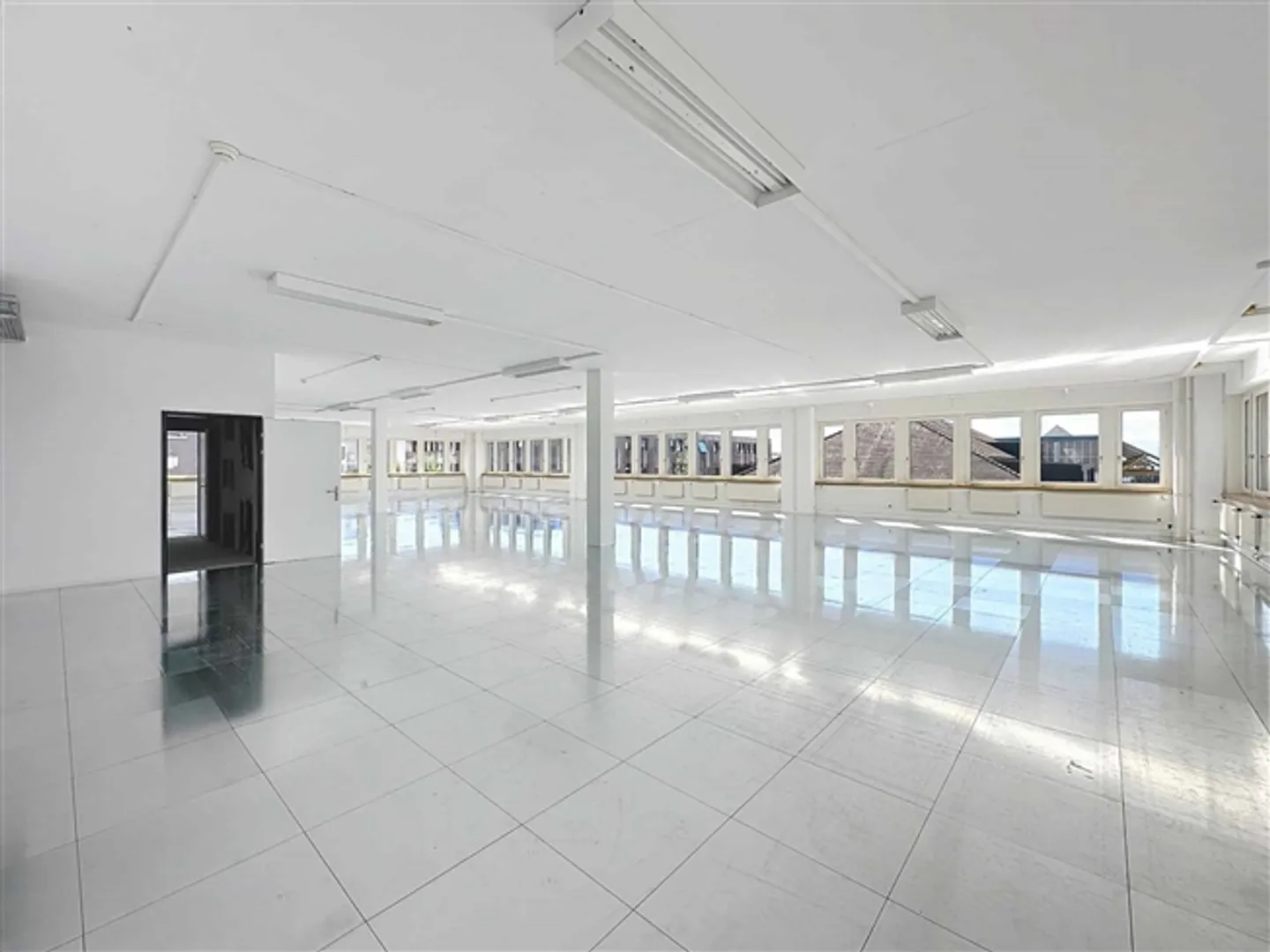 Innovative Space in the Heart of Lausanne - Ideal for Laboratories, Cleantech & Light Industry - Photo 5 of 10