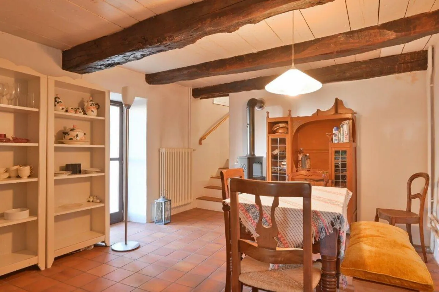 Caratteristica casa Ticinese con grande terreno - Foto 8 di 17