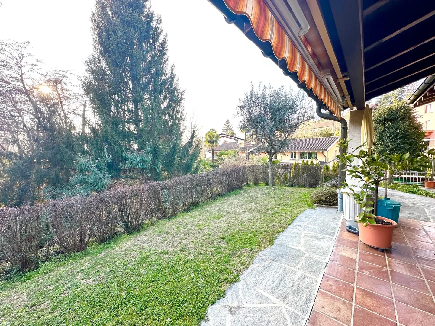 Villa avec jardin à Muzzano : l'équilibre parfait entre la vie privée et ... - Photo 10 sur 13