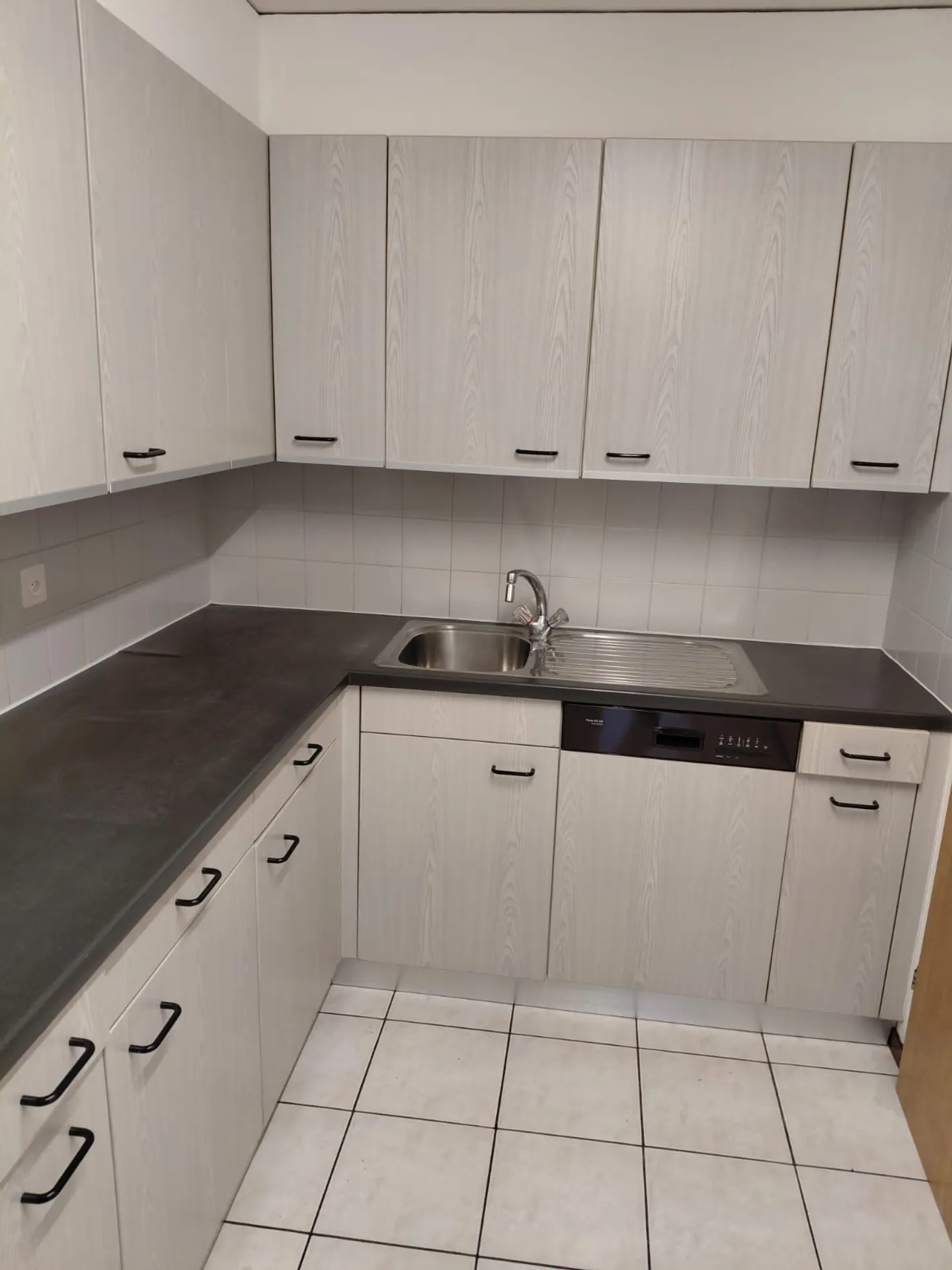 GORDOLA - APPARTAMENTO 4.5 STANZE IN AFFITTO - Foto 3 di 10