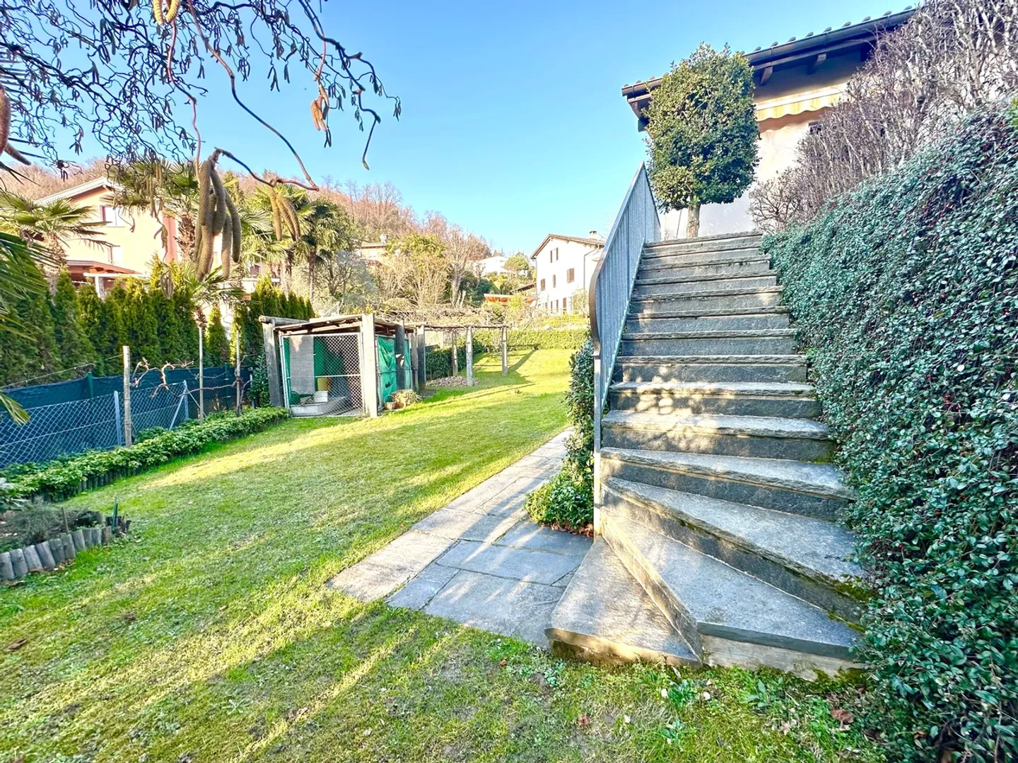 Villa avec jardin à Muzzano : l'équilibre parfait entre la vie privée et ... - Photo 11 sur 13