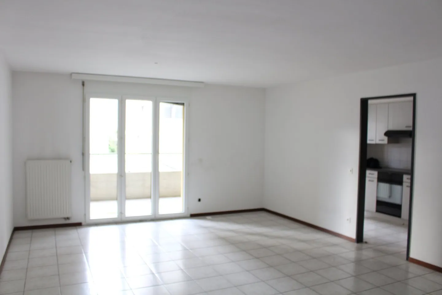 GORDOLA - APPARTAMENTO 4.5 STANZE IN AFFITTO - Foto 1 di 10