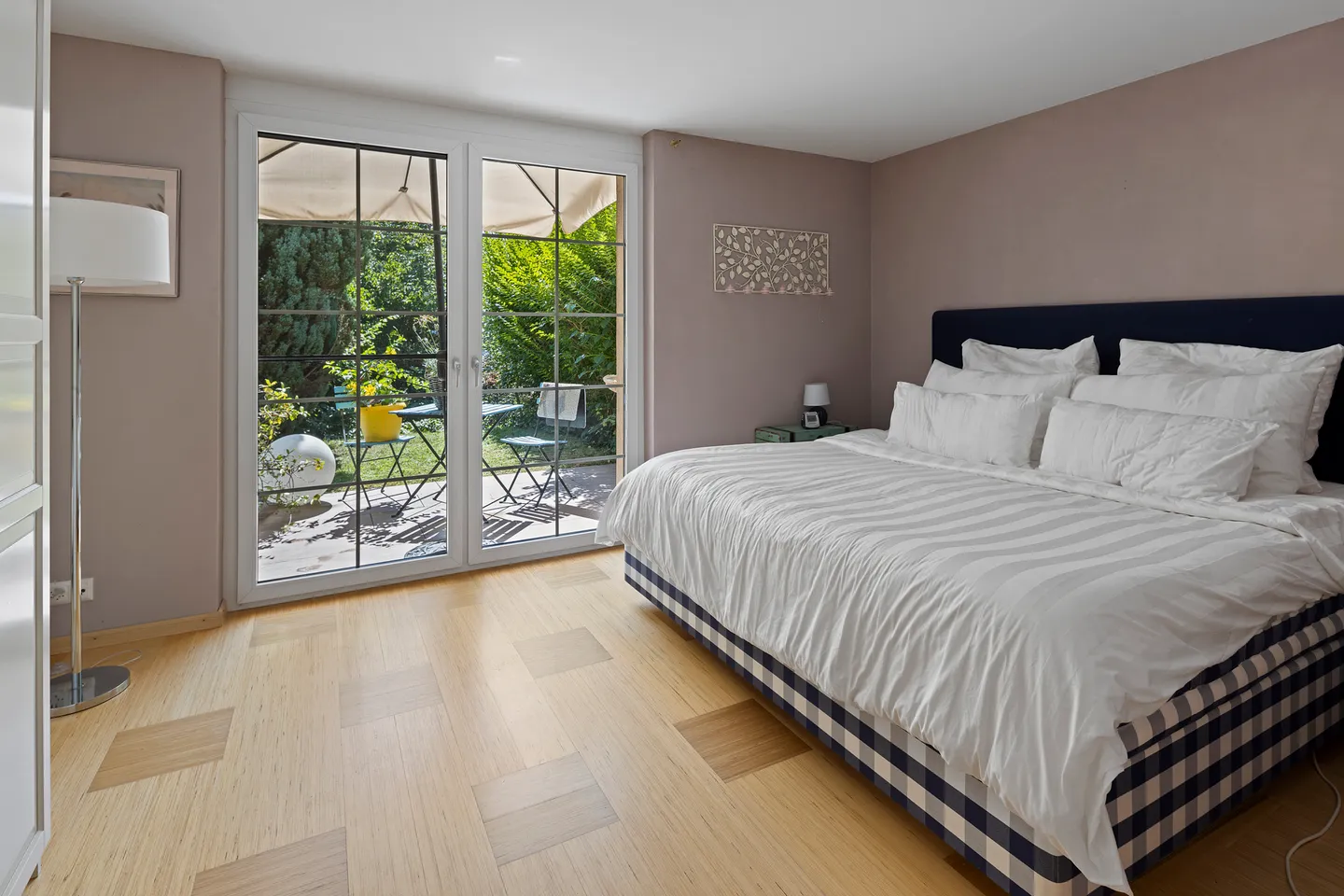 Dream home with garden oasis - Photo 9 of 13