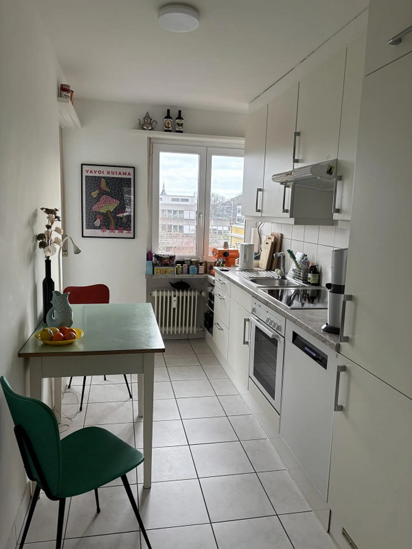 Appartamento luminoso di 4 stanze - Foto 2 di 10