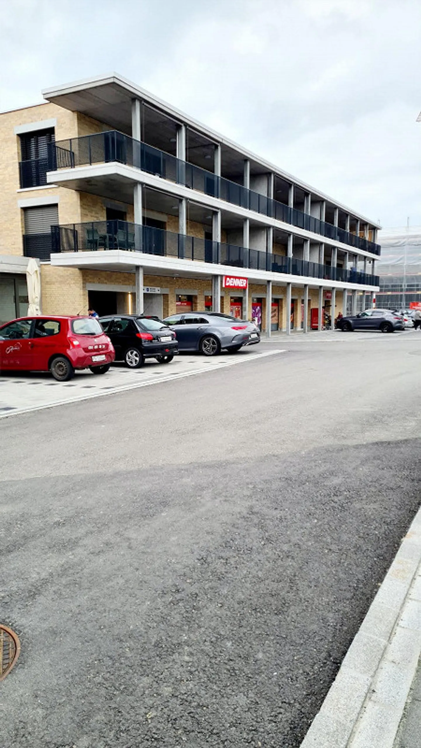 Moderno appartamento di 4,5 stanze in nuova costruzione a Berg TG - Foto 12 di 13