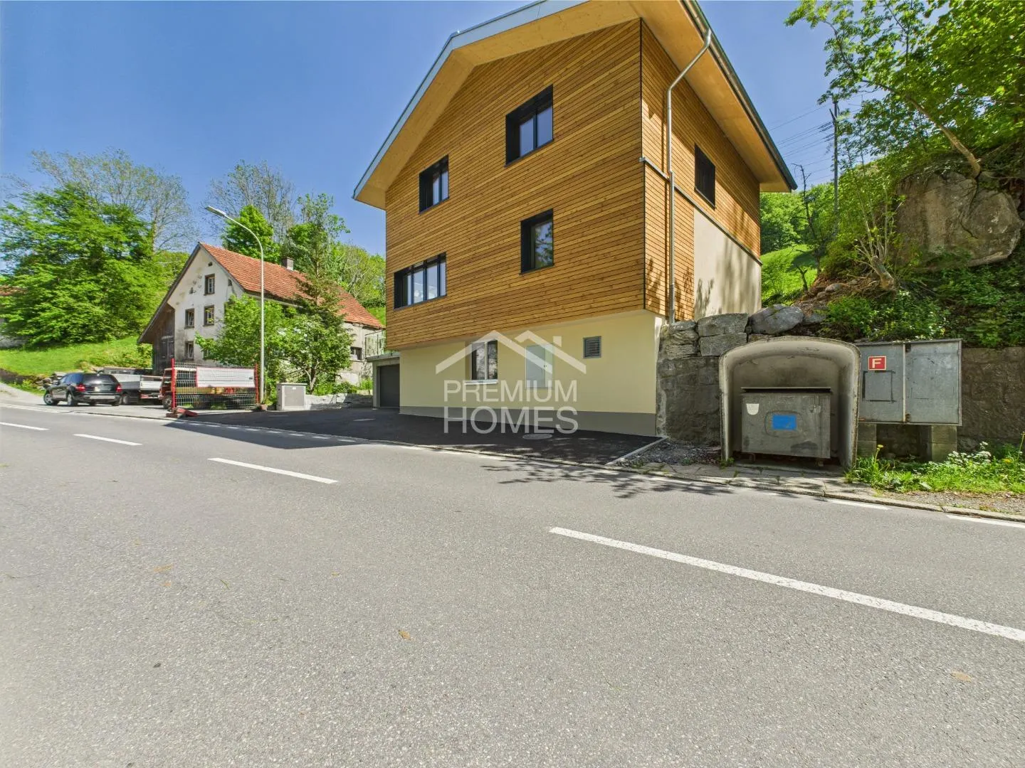 Modernes Familienhaus in Filzbach - Foto 2 von 12