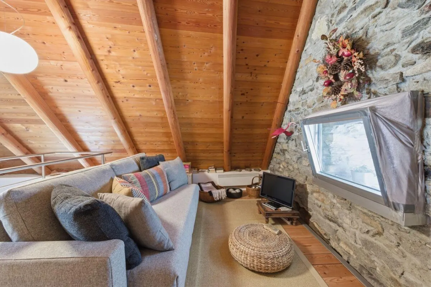 Rustique en Pierre de Style Loft au Cœur de la Vallée de Verzascatal - Photo 7 sur 9
