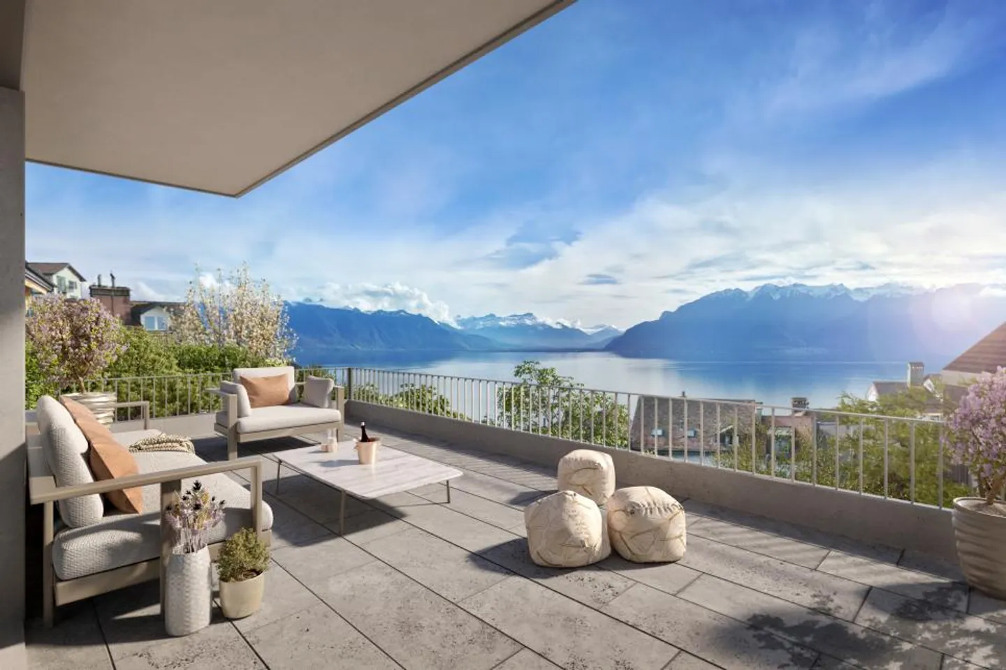 VUE SUR LE LAC / CHANTIER EN COURS - Photo 1 sur 6