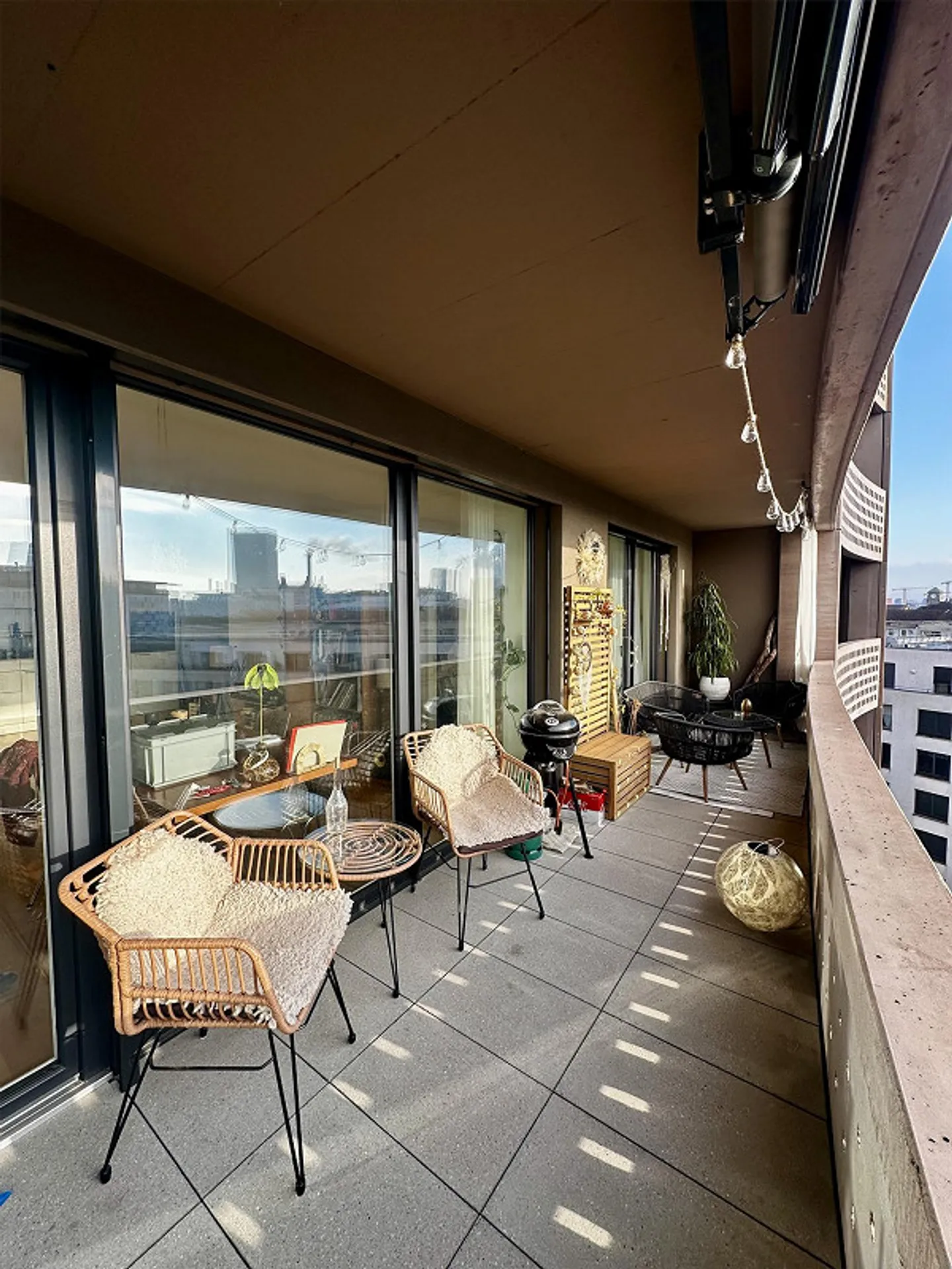 Geräumige 3.5-Zimmerwohnung zentral gelegen - Foto 4 von 10