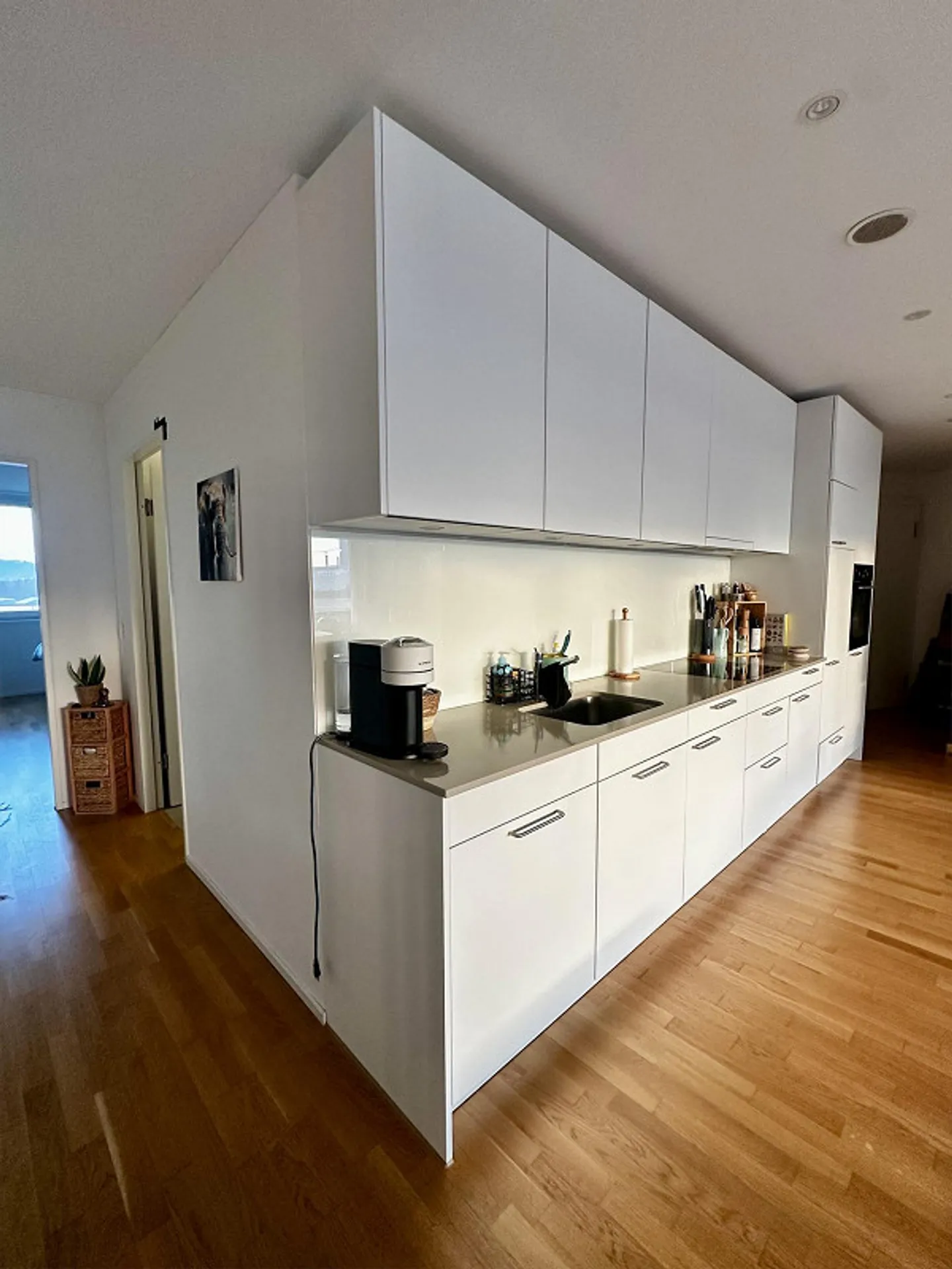 Geräumige 3.5-Zimmerwohnung zentral gelegen - Foto 3 von 10