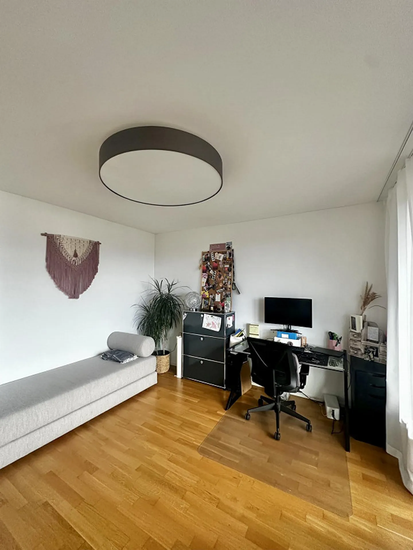 Geräumige 3.5-Zimmerwohnung zentral gelegen - Foto 8 von 10