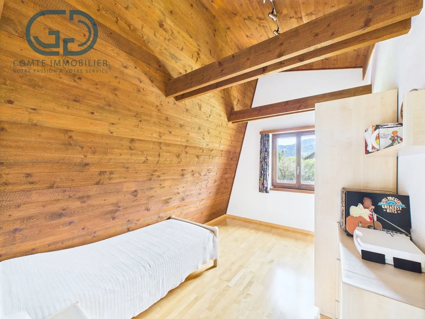 Single-family house with great potential in Glovelier - Plot of 1943 m2 - Photo 11 of 13