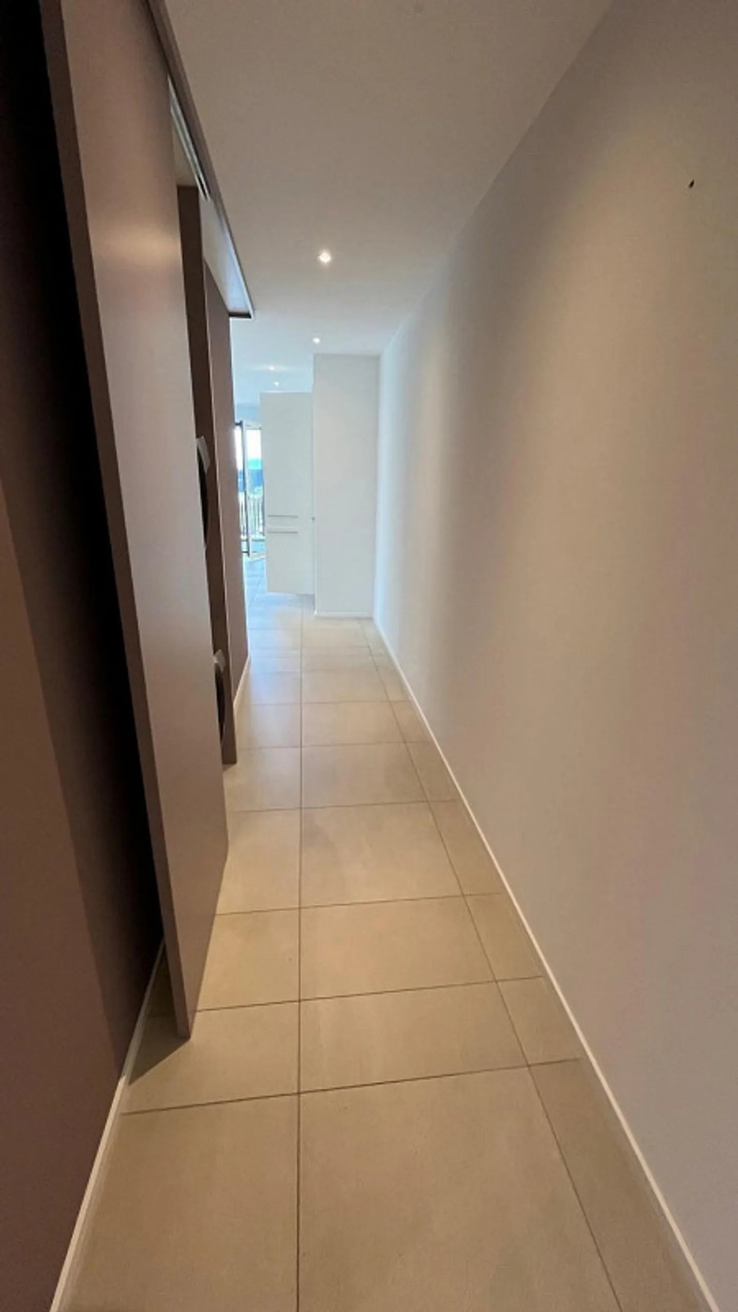 Appartamento moderno e di alta qualità - Foto 3 di 13