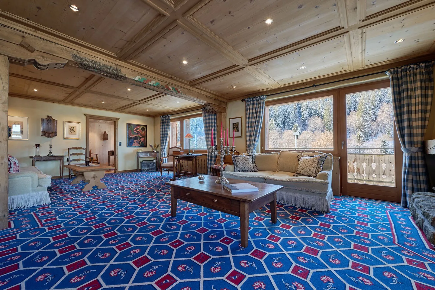 Appartement de luxe exclusif avec caractère de chalet au centre de Klosters - Photo 3 sur 10