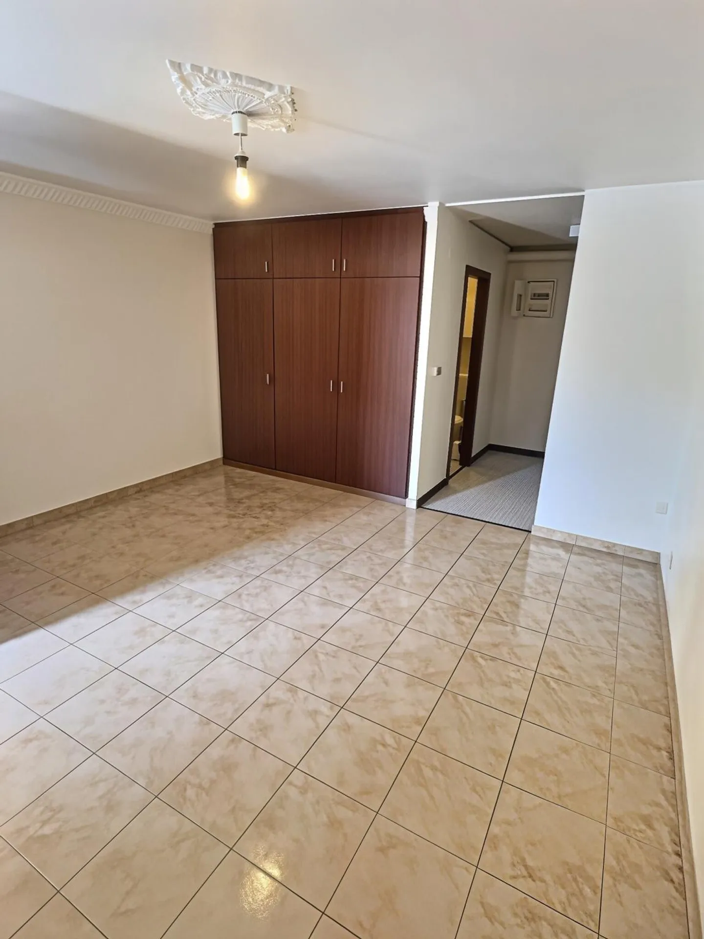 Spacious Family Home - Photo 27 of 28