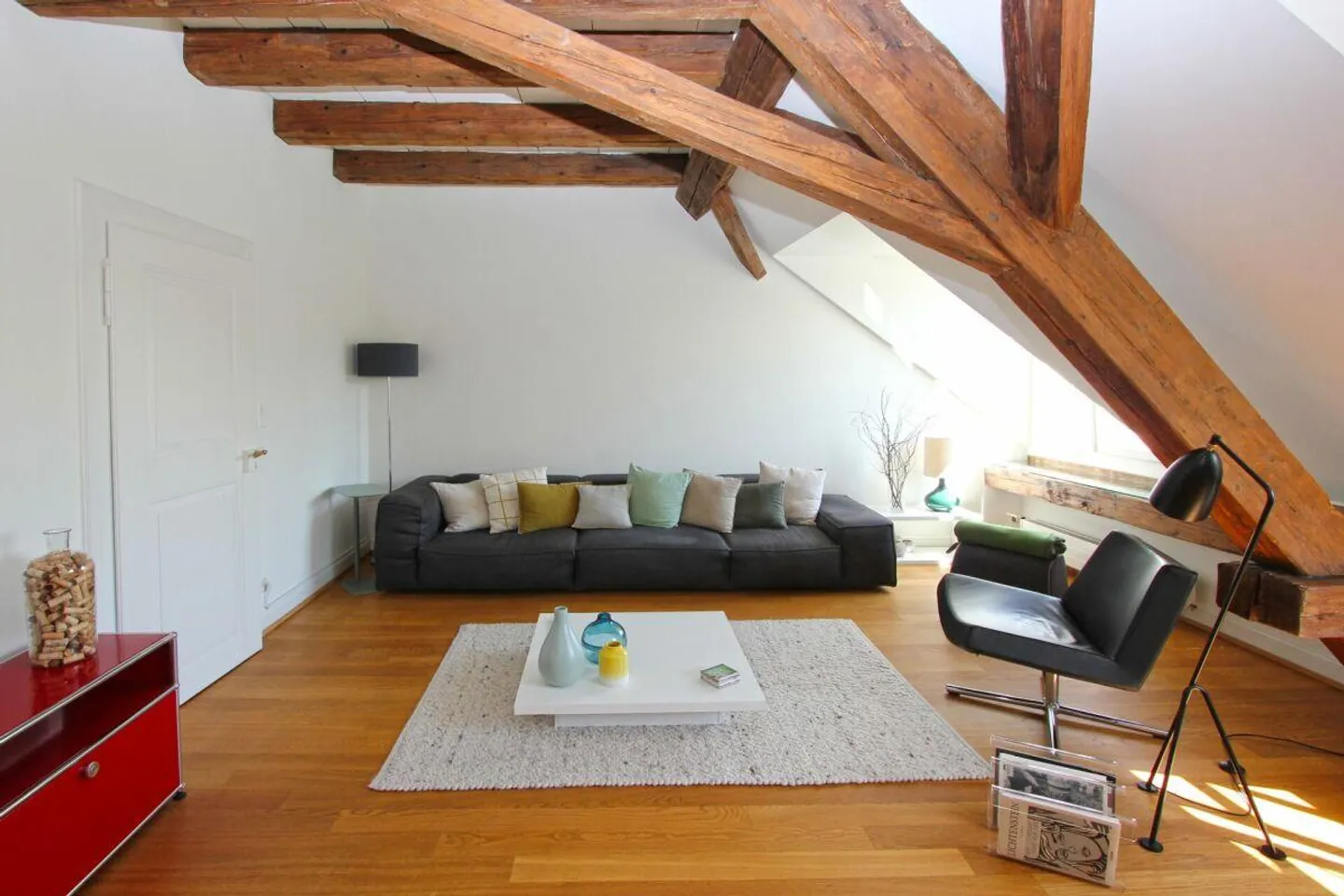 Altbaucharme vom Feinsten - Maisonette-Dachwohnung inkl. Parkplatz - Foto 3 von 13