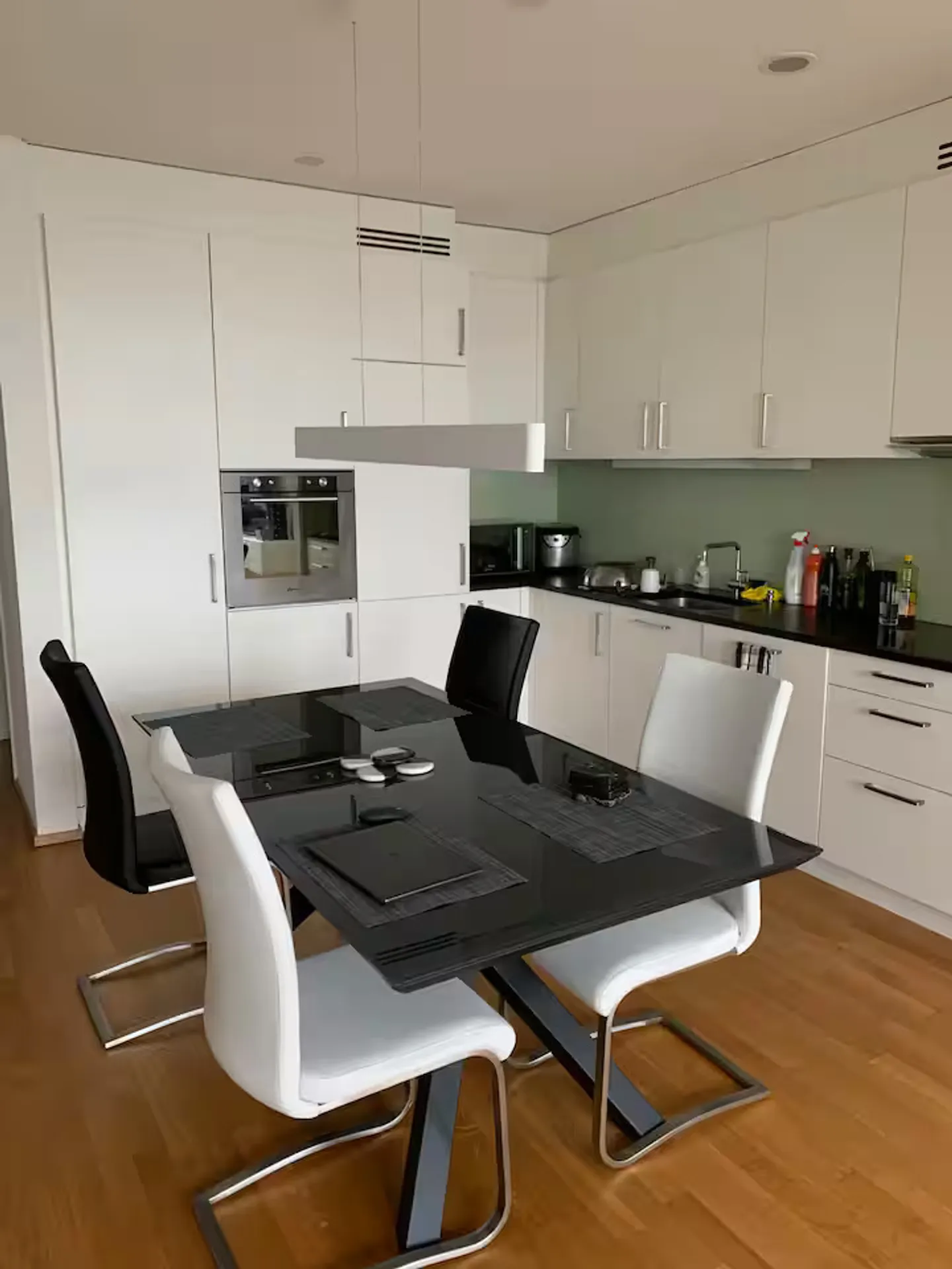 Appartement élégant à Zurich - Photo 2 sur 10