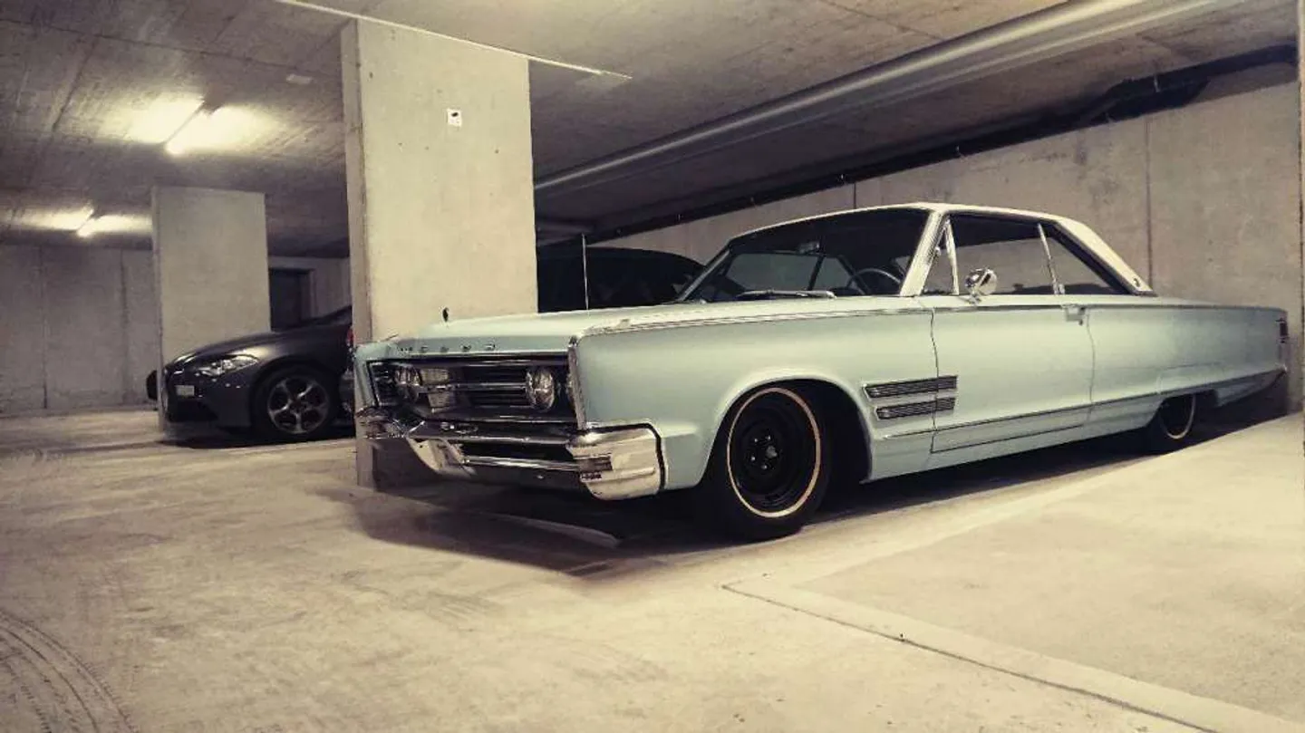 Appartement terrasse de 1,5 pièce, lumineux, moderne et de haute qualité, situé au calme au dernier étage, avec un jardin d'hiver de 9 m² offrant une vue dégagée à l'ouest (soleil du soir), 1 place de parking incluse et jardin commun avec protection visuelle complète - Photo 95 sur 98