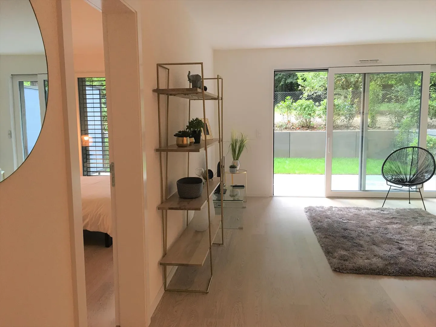 Furnished 2.5-room apartment - Photo 3 of 6