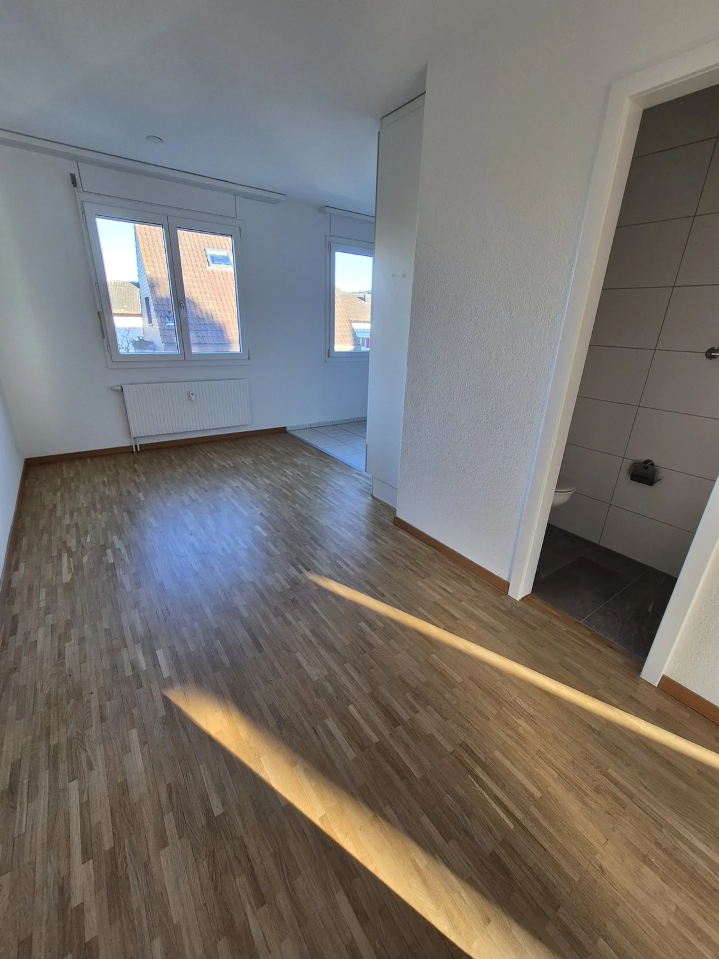 Vivere spazioso a un prezzo equo - Foto 2 di 7