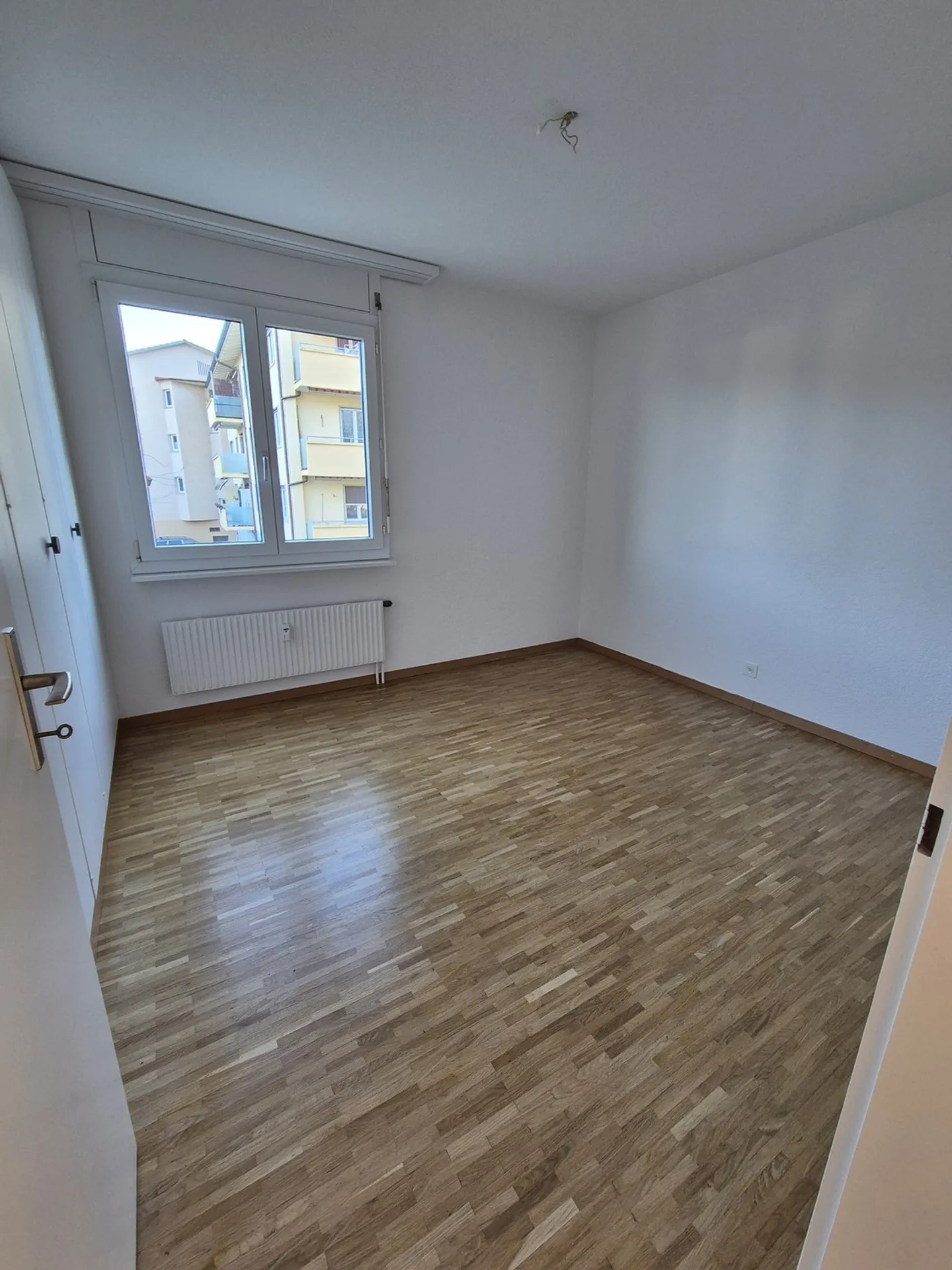 Vivere spazioso a un prezzo equo - Foto 6 di 7