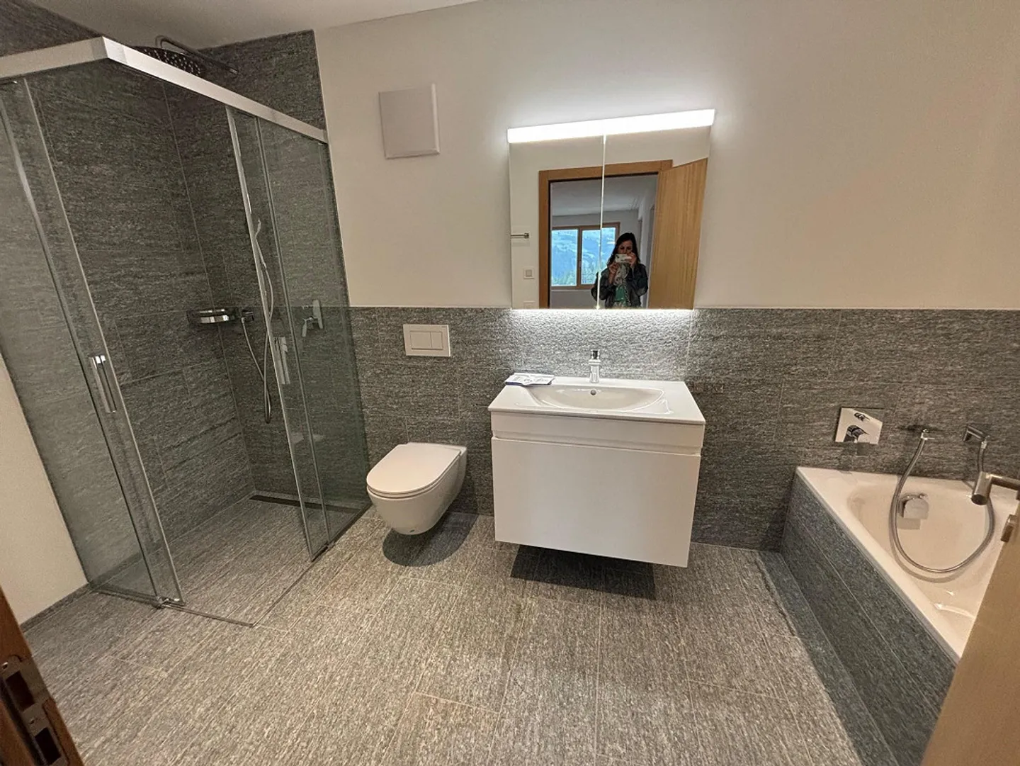 Neue 3.5-Zimmer-Wohnung in Zorten - Foto 7 von 13
